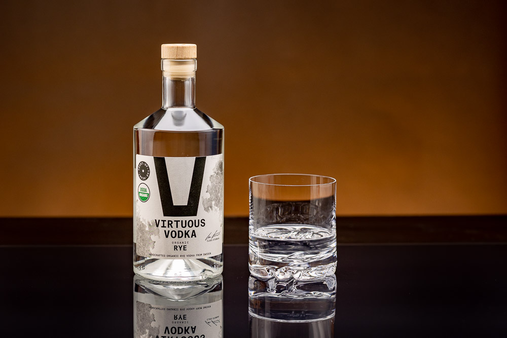 Virtuous Vodka Kundcase