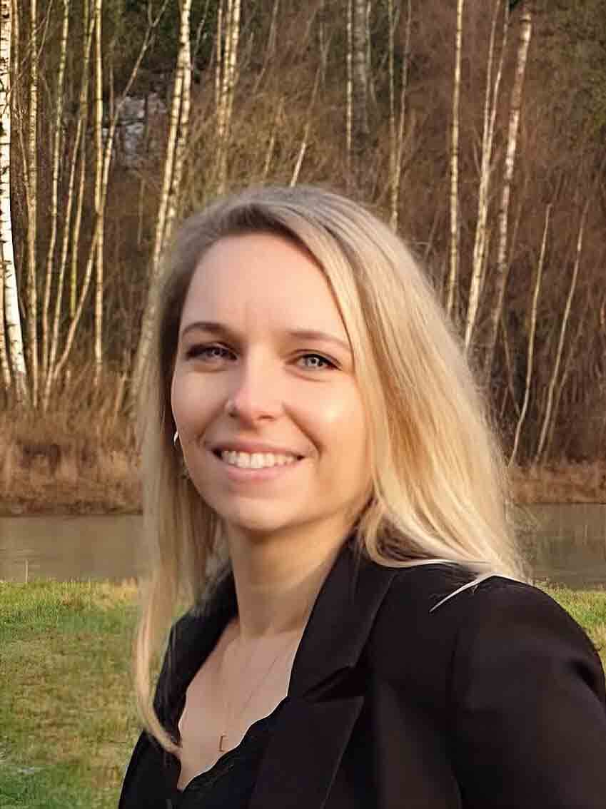 Amanda van Cases To Care