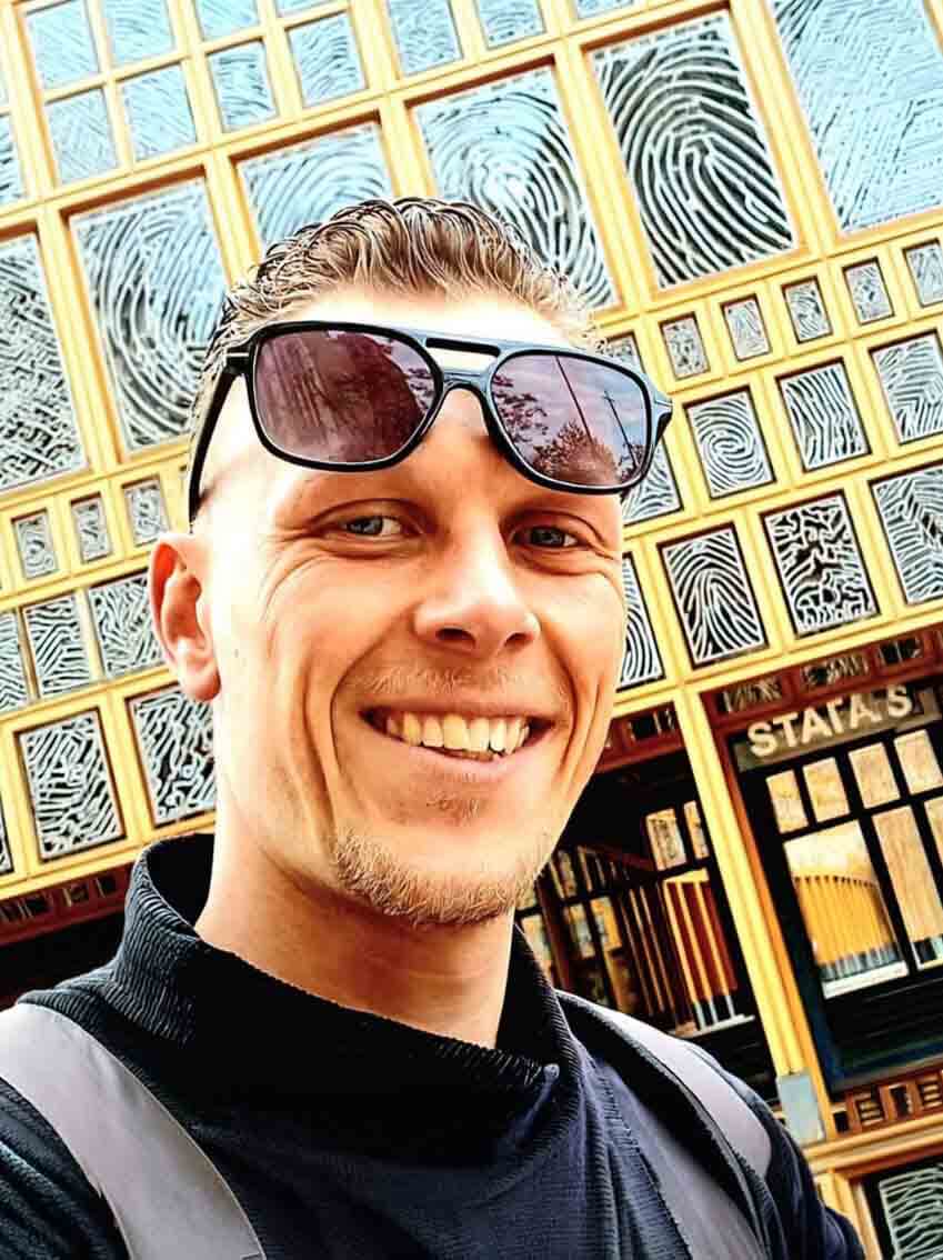 Remco van Cases To Care