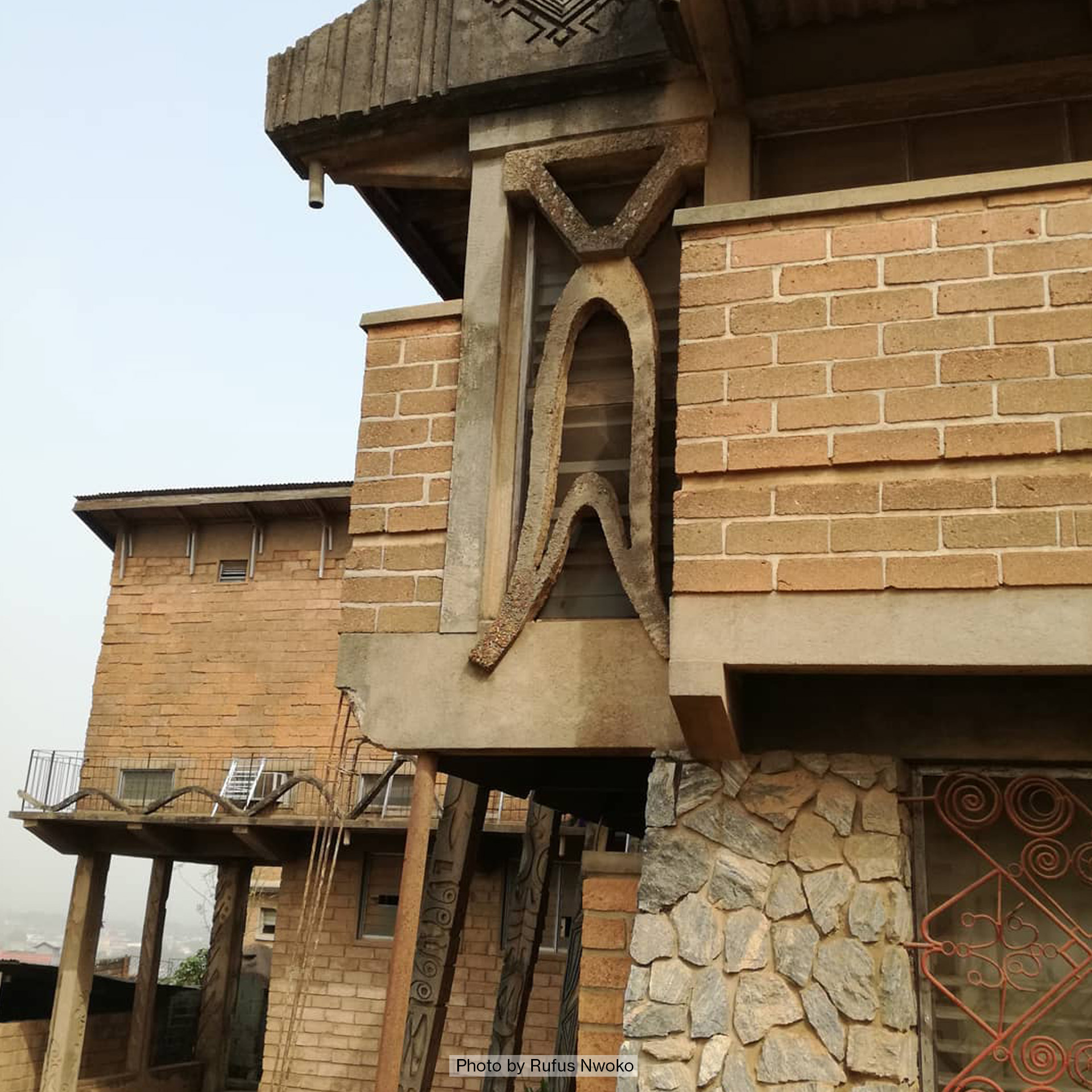 Roofline of the New Culture Studio in Ibadan, Nigeria, designed by Demas Nwoko.