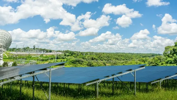Solar panels installed on Ontario residential rooftop by Solr Solvr under clear blue sky