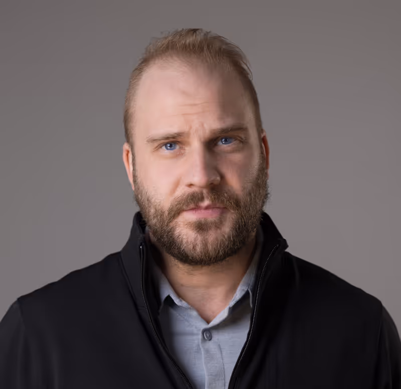 Botpress首席执行官兼联合创始人Sylvain Perron 的照片