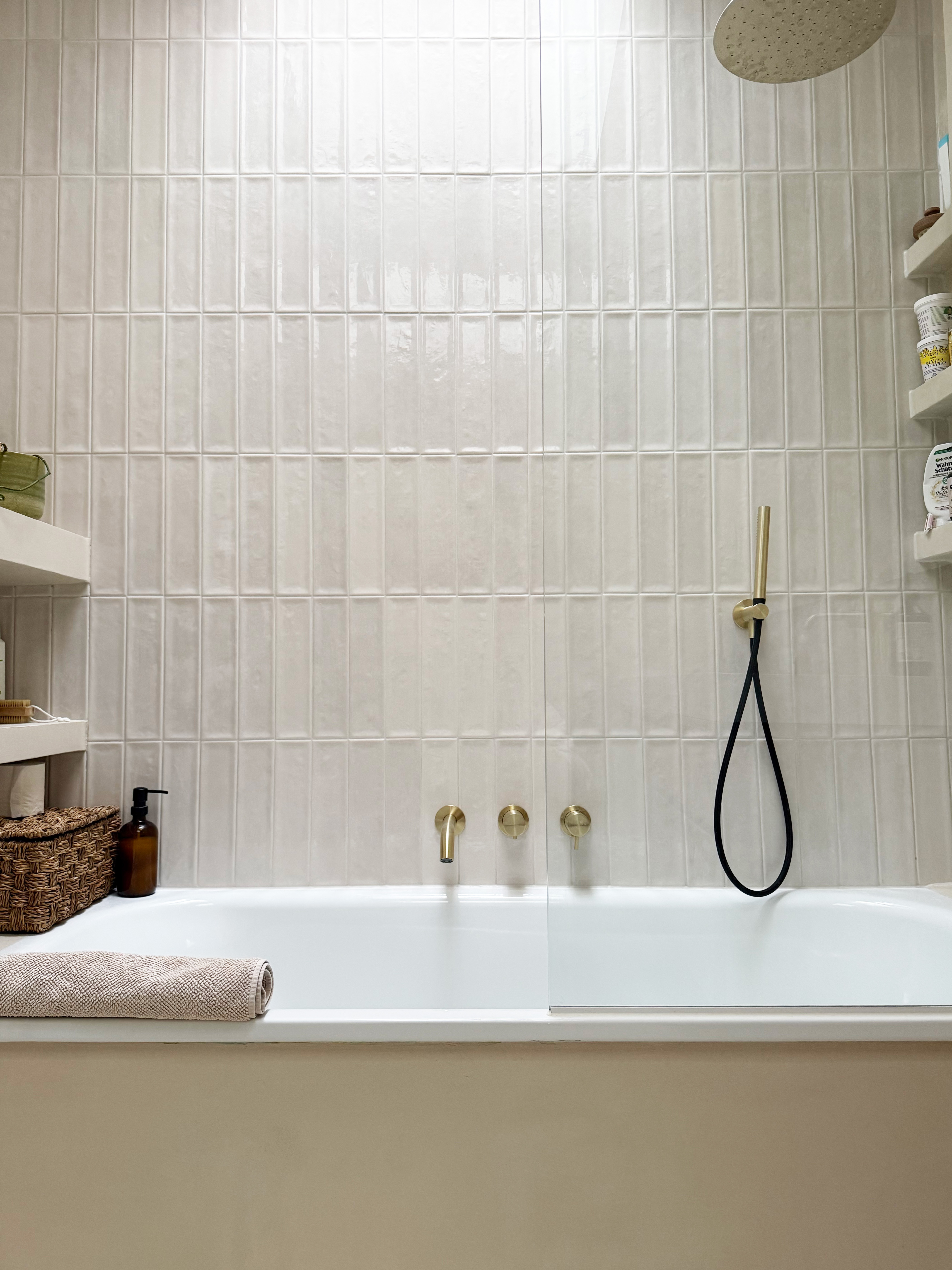 Verbindung zwischen Mikrozement und Fliesen