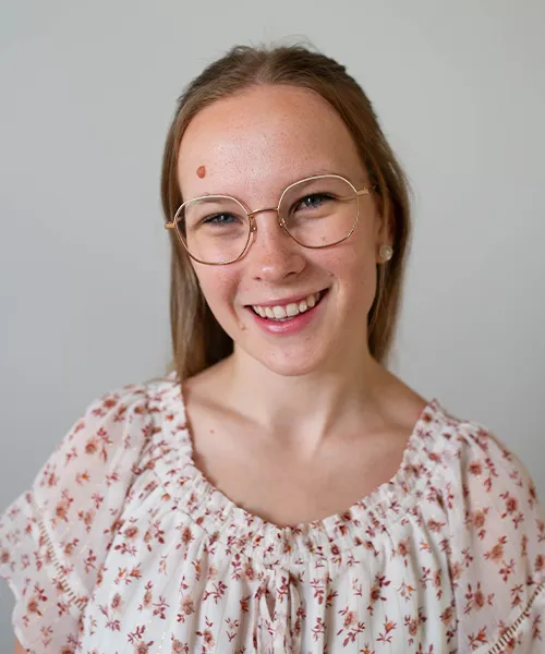 Portrait of Jen Hickman