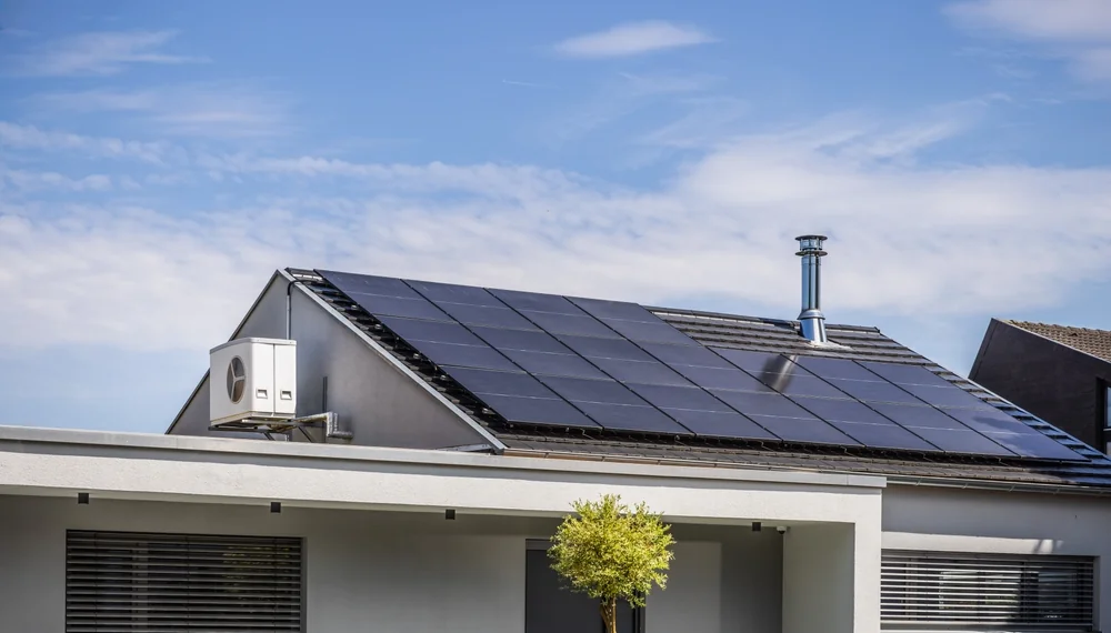 Can One Solar Battery Run an Air Conditioner Overnight?