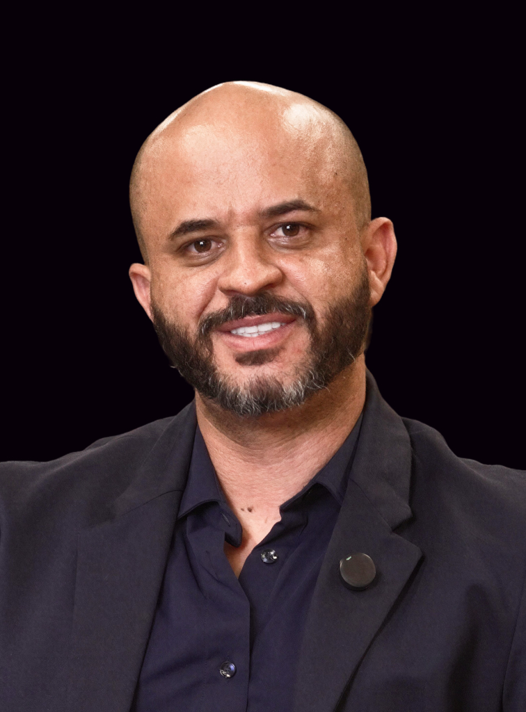 Kalebe Costenaro - Advogado em direito condominial