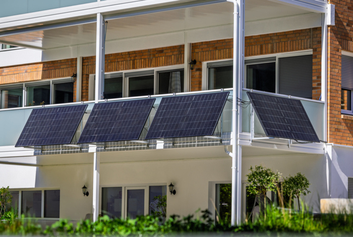 Plug-in solar panels to be allowed in UK homes from next month