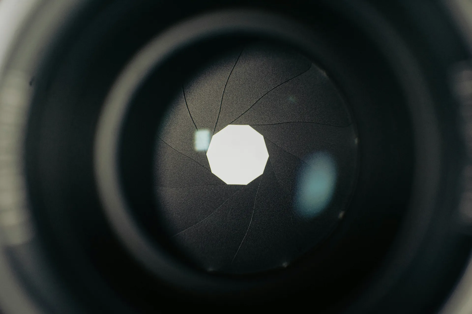 What Aperture Gives the Sharpest Image? How to Find Your Lens’s Sweet Spot