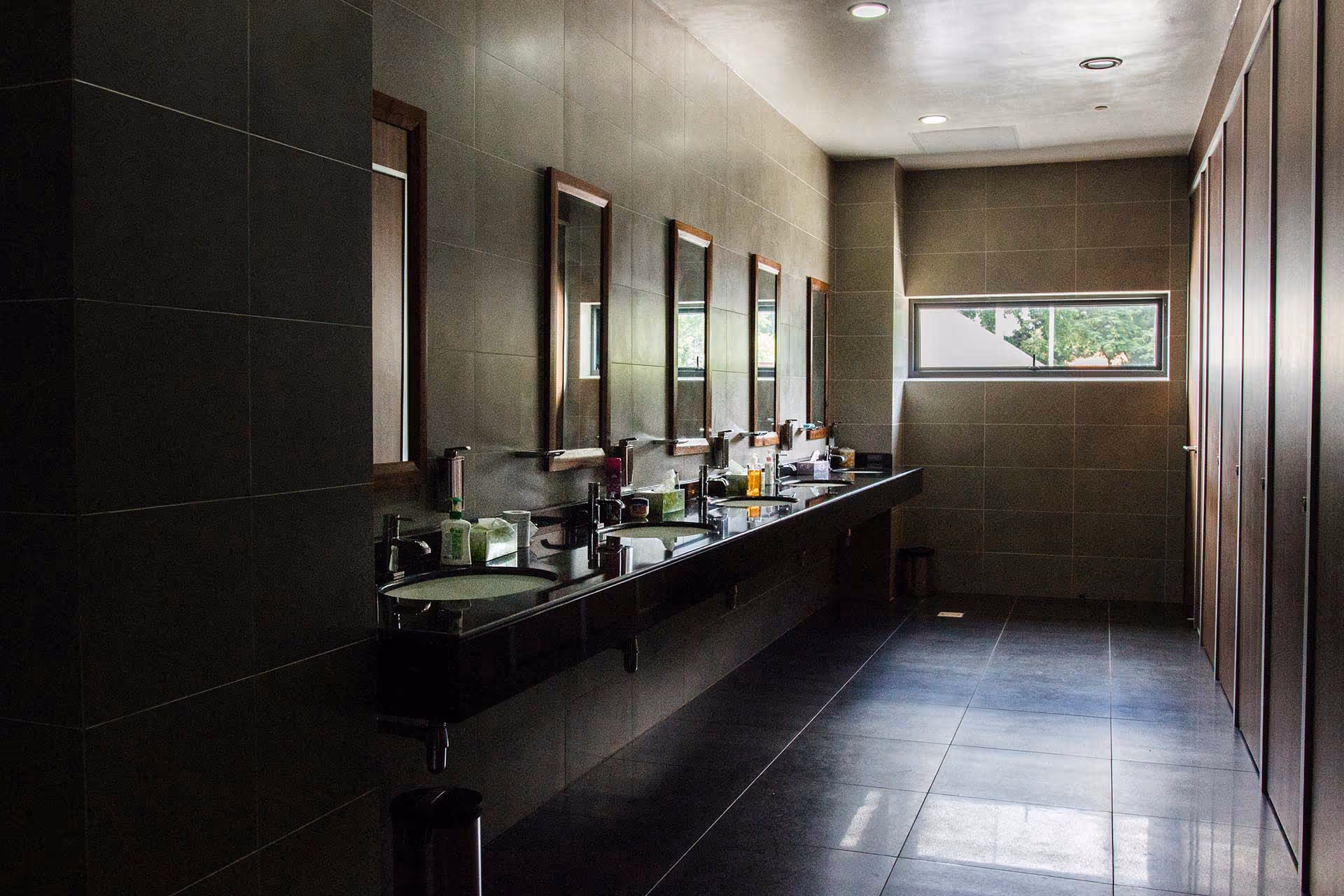 Toiletentry