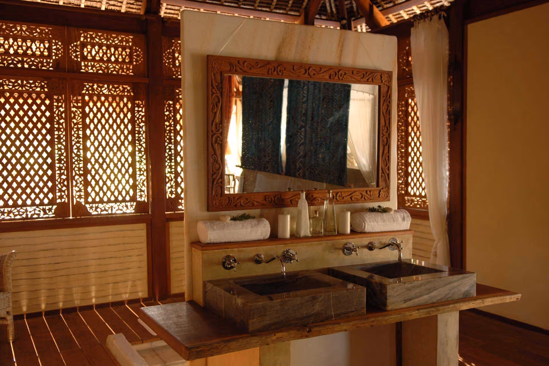 Vamisi Bathroom