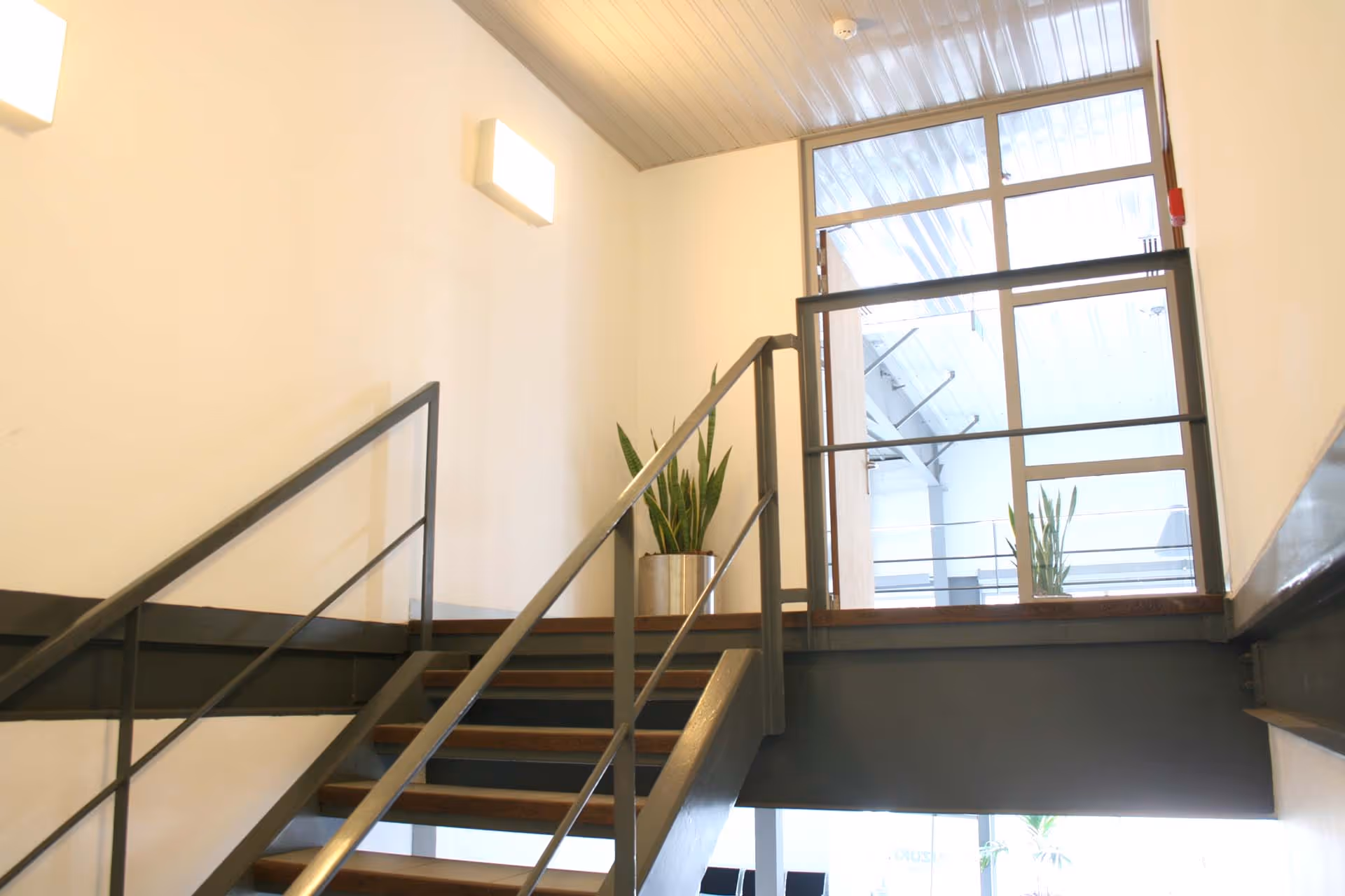 DT Dobie 2 Stairs Landing