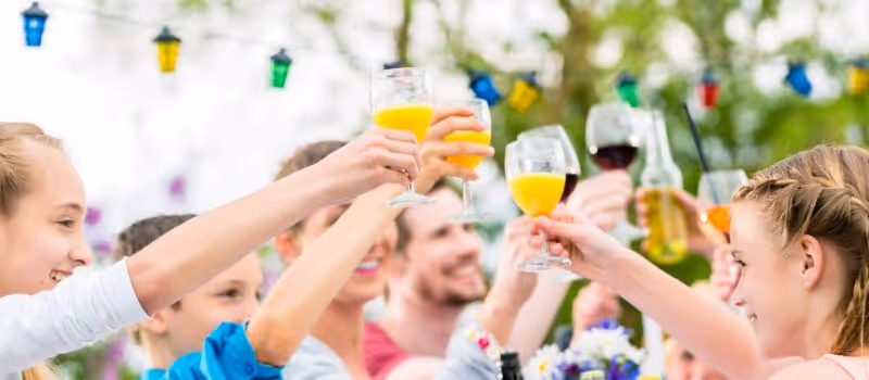 5-ways-to-win-over-your-neighbors-and-become-the-most-popular-person-on-the-block