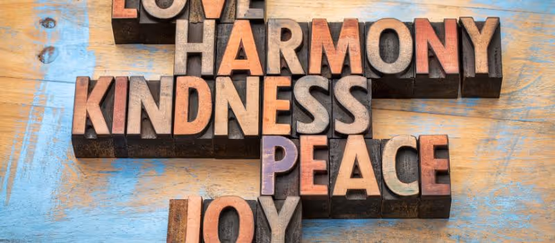 5-simple-ways-to-spread-peace-love-every-day