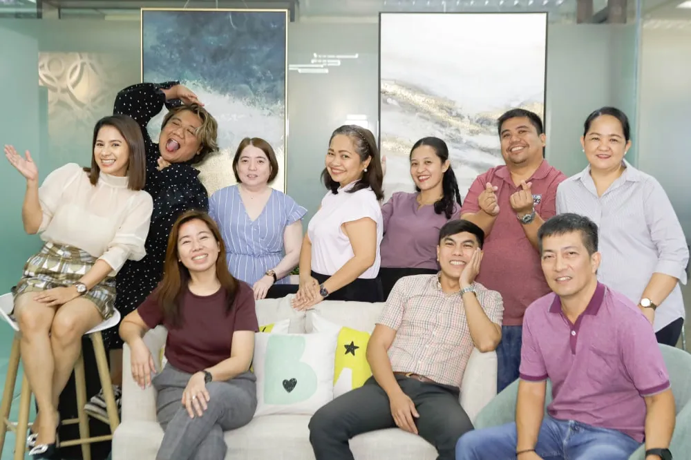 Group of social entrepreneurs and managers in the Philippines promoting social impact, sustainability, and grassroots social development.