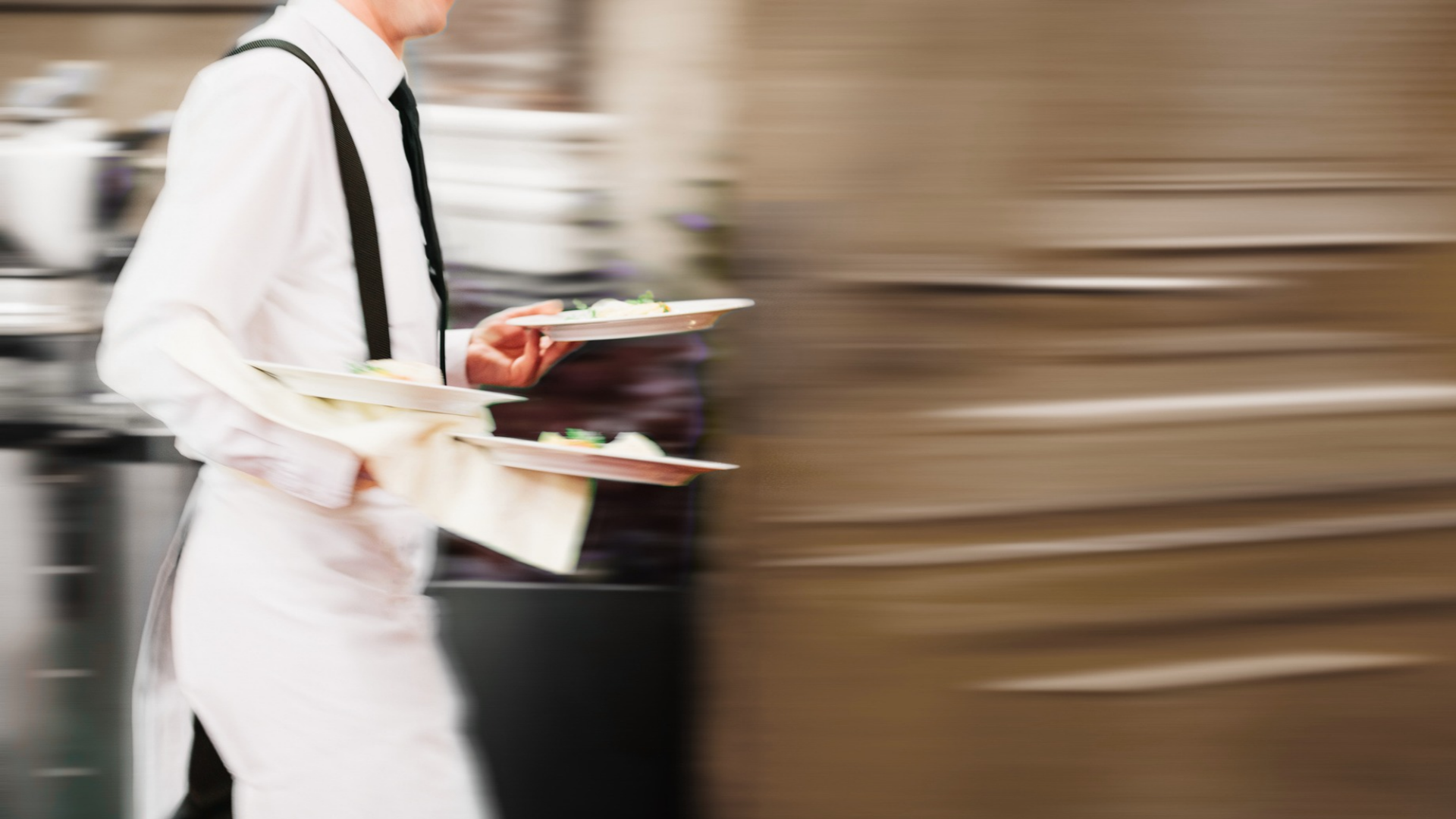 How to train new hospitality employees faster without sacrificing quality 