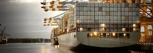 Soluções logísticas internacionais em transporte marítimo, FCL ou LCL