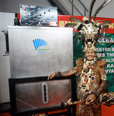 Inhabitant of the Indonesian archipelago Raja Ampat with the BioPro 380EX from Springboard Biodiesel at an international trade conference in Jakarta.