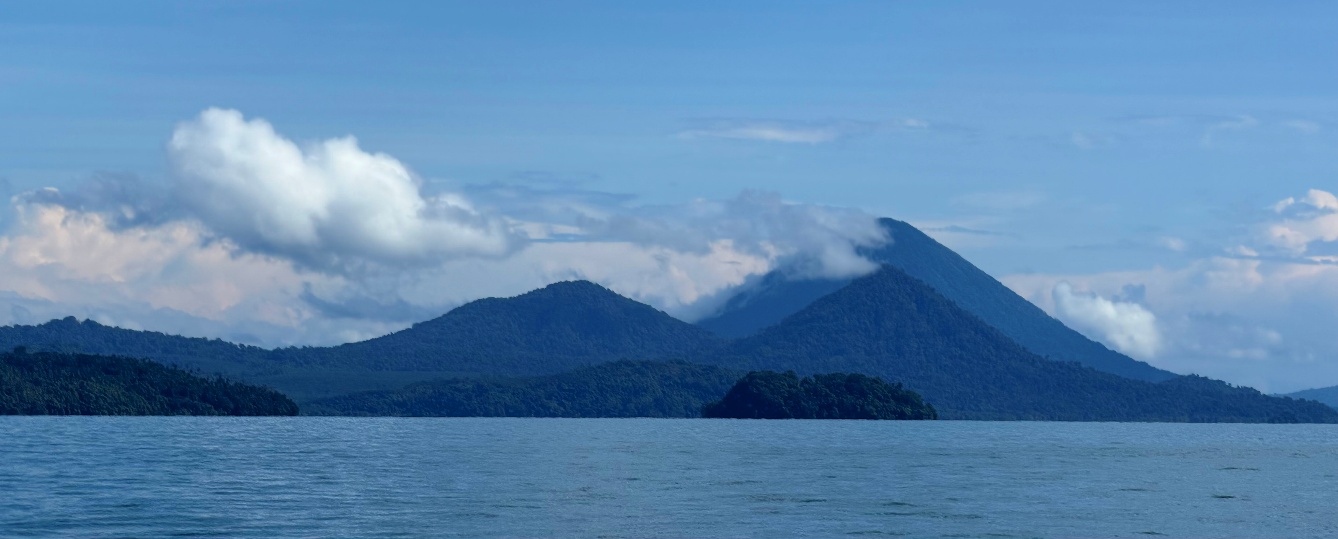 Kimbe Bay viewed from a boat