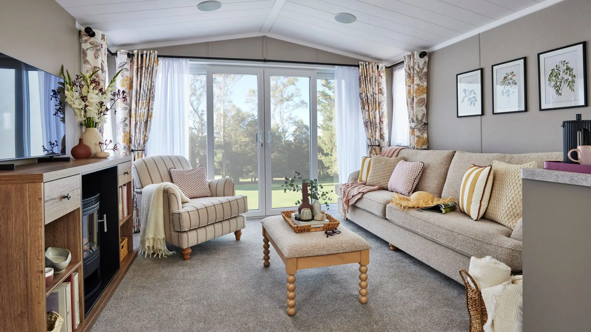 2027 Swift Clermont Lodge open-plan living area