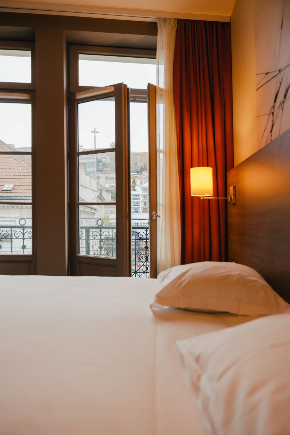 Tête de lit Le City Lofthotel 3 étoiles Saint-Etienne