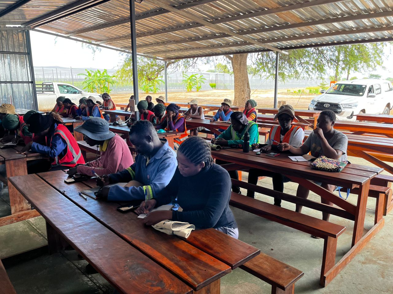 Porsche model GT3 letters on seat vabric