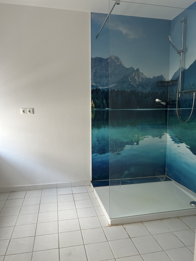 Bad mit Dusche