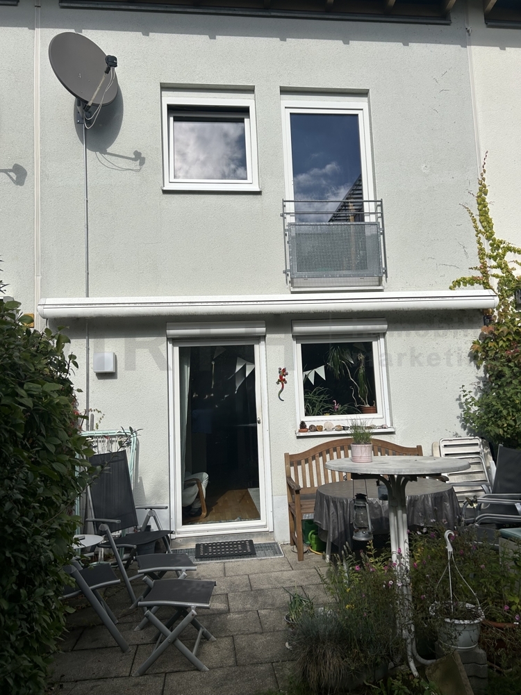 Haus Ansicht Gartenseite