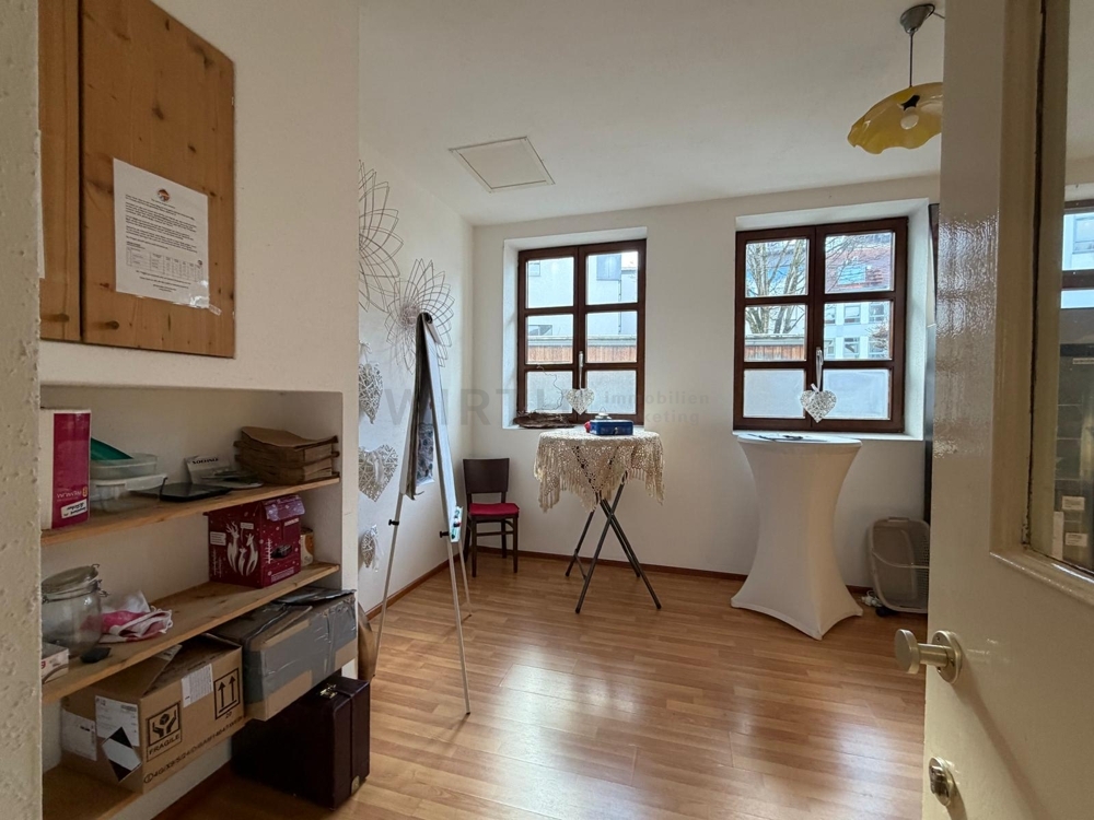 Büro-Verkaufsraum Rückseite