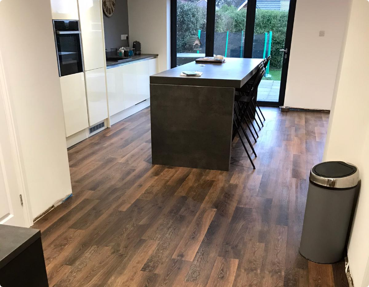 Karndean Floor kitchen and diner.