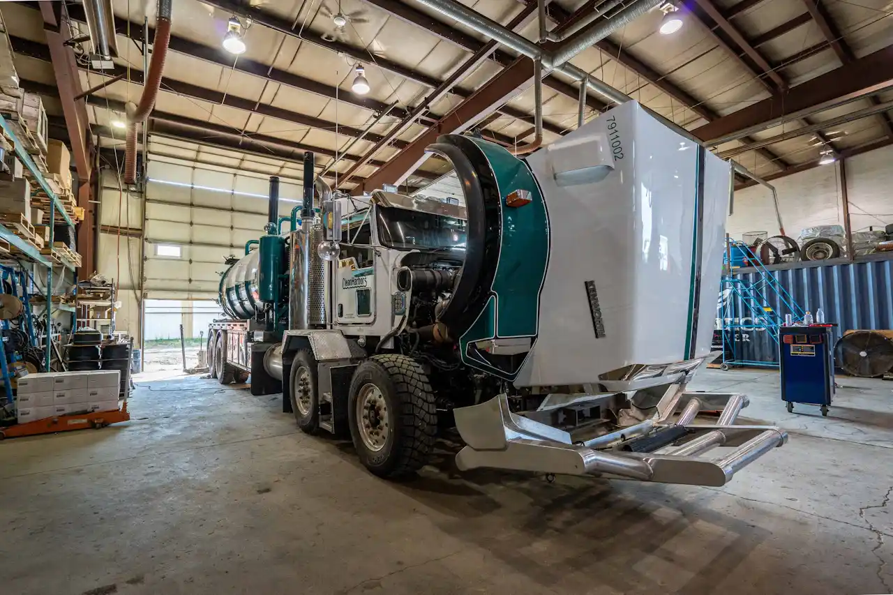 Odessa TX heavy-duty truck maintenance, oilfield truck repair Odessa TX, diesel truck cooling system issues, heavy-duty truck preventive maintenance