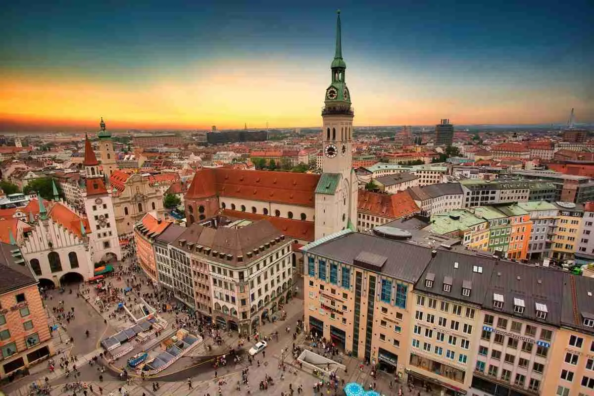 The Art of Summer in Munich – Melagence's Ultimate Munich Guide by Jana Gutsche