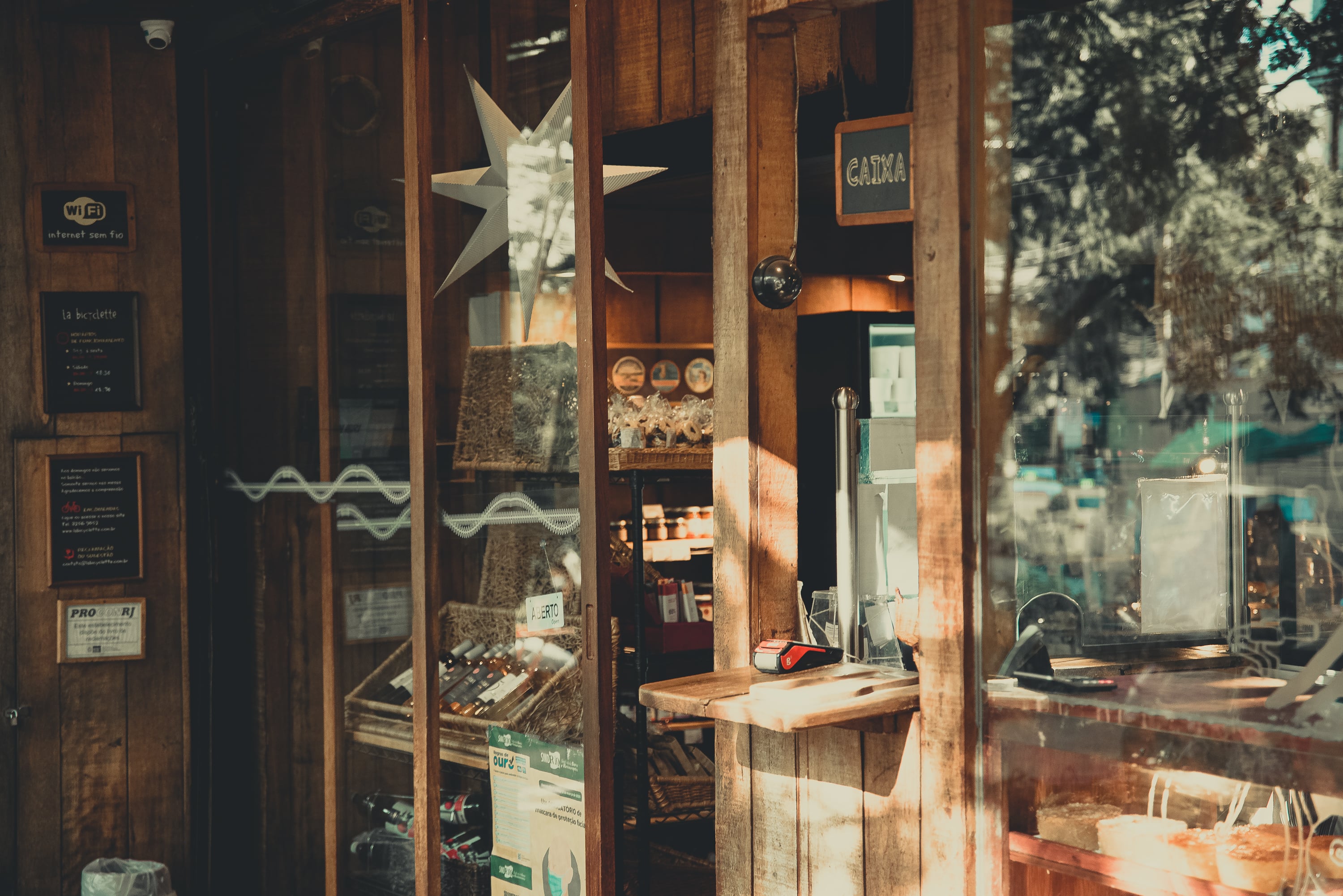 La bicyclette — Padaria artesanal, mercearia e bistrô