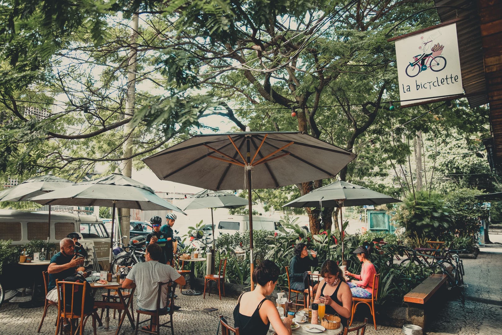 La bicyclette — Padaria artesanal, mercearia e bistrô