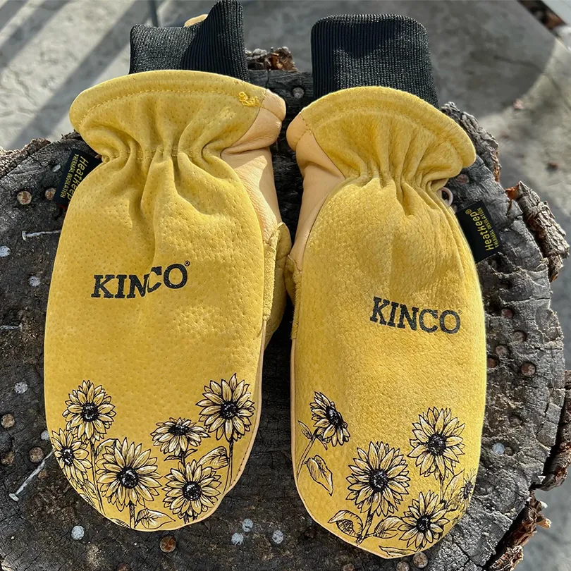 mittens - sunflowers