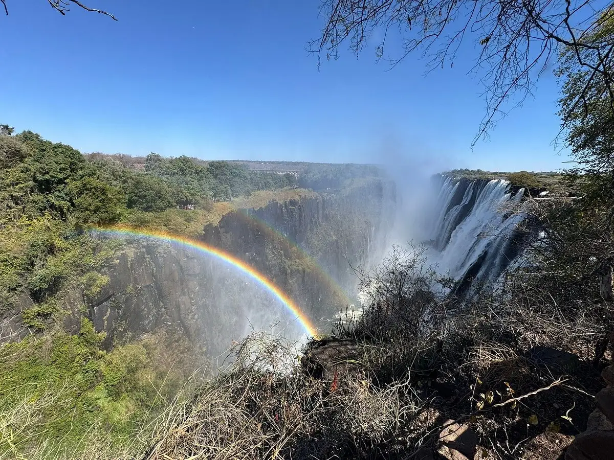 USA guests enjoyed a luxury journey through South Africa, Zambia, and Zimbabwe, from Cape Town’s The Marly Boutique Hotel to Simbavati Hilltop Lodge, Victoria Falls’ Royal Livingstone Hotel, and Malori Mashuma Camp.