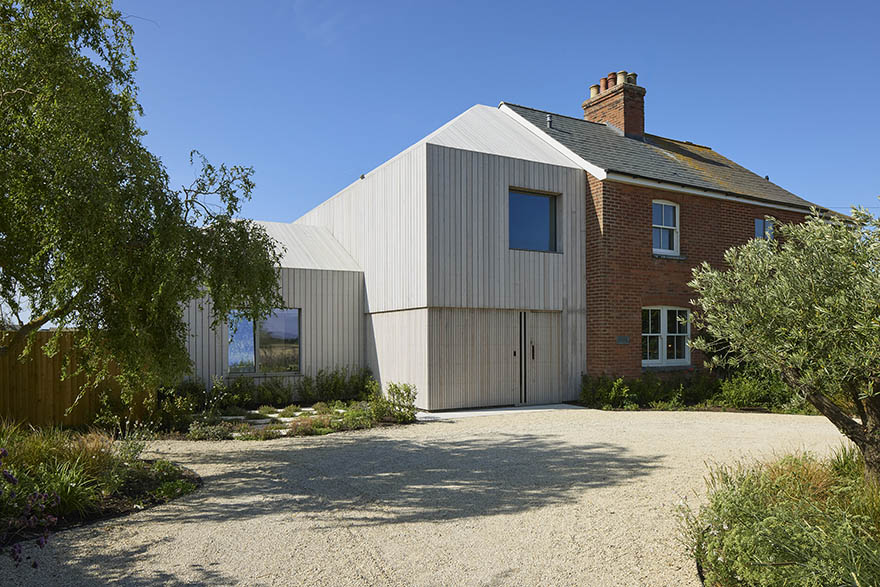 Cakeham House