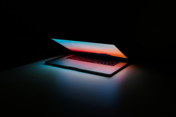 Free SEO tools on laptop