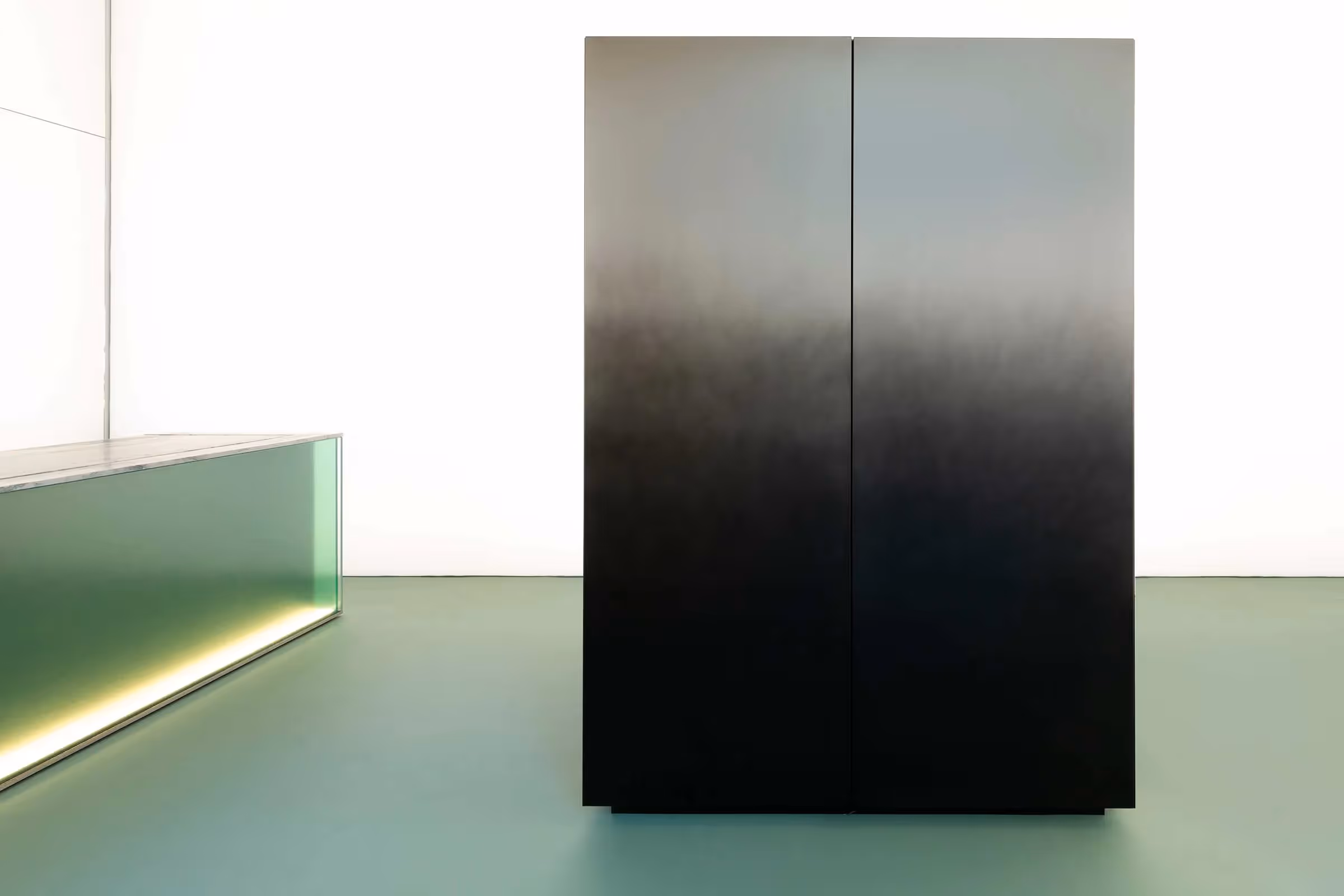 Nero Cucine: NU Hyper Kitchen