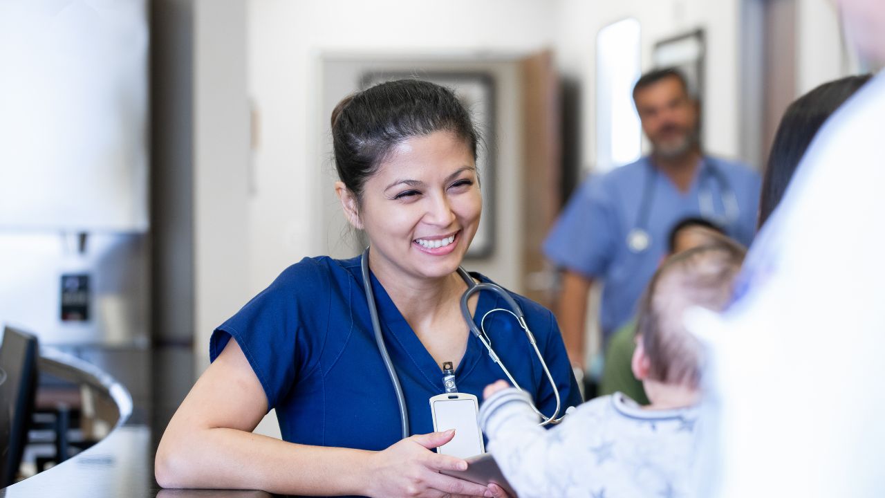 Registered nurse working in pediatrics