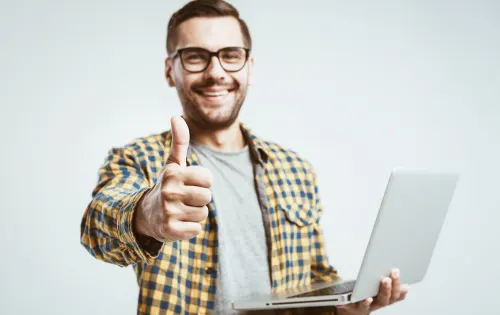 Nashville dental SEO expert with a laptop