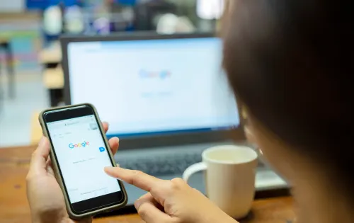  A Dentist’s Guide to Local Service Ads and Google Reviews
