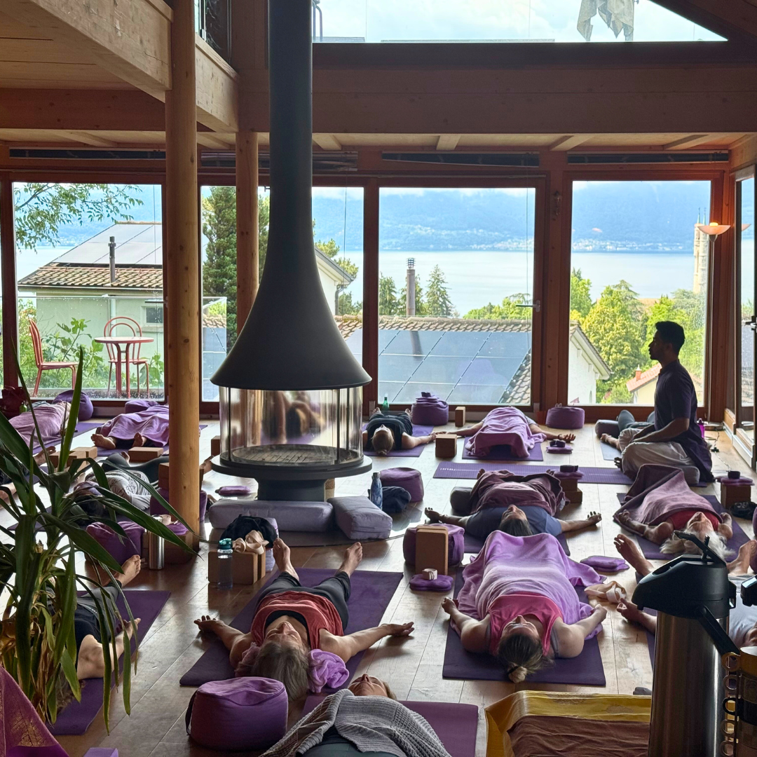 yin-yoga-soundbath-nidra-vevey