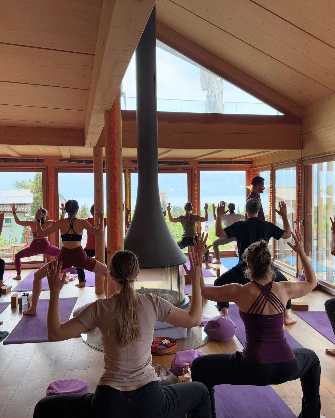 yogic-spirits-vinyasa-yoga-vevey-studio