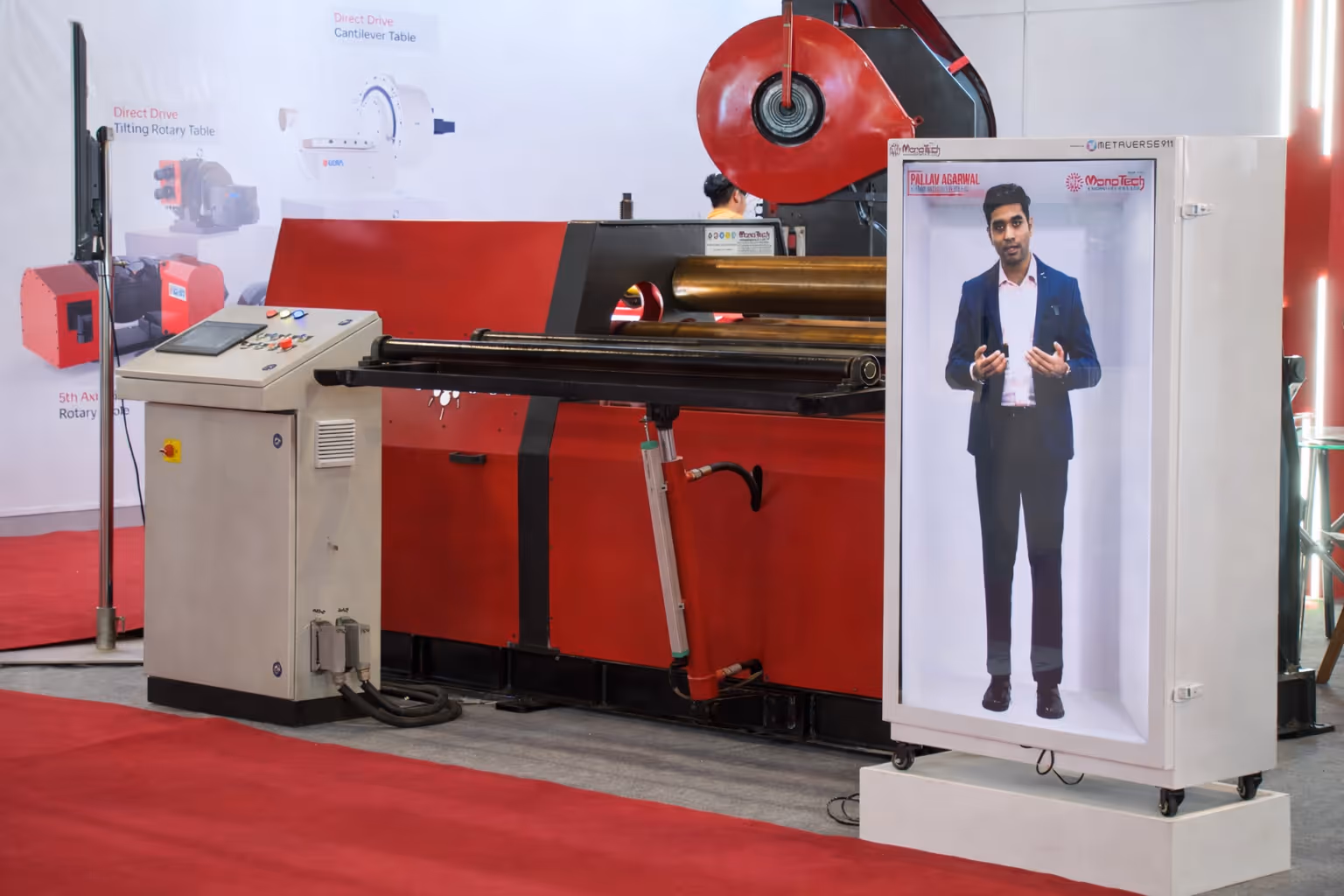 HoloBox life-sized holographic display for exhibition booth India — Metaverse911