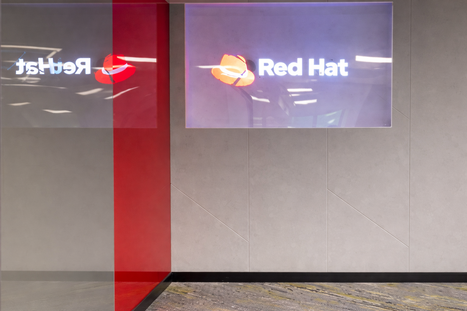 Holographic displays in corporate environment