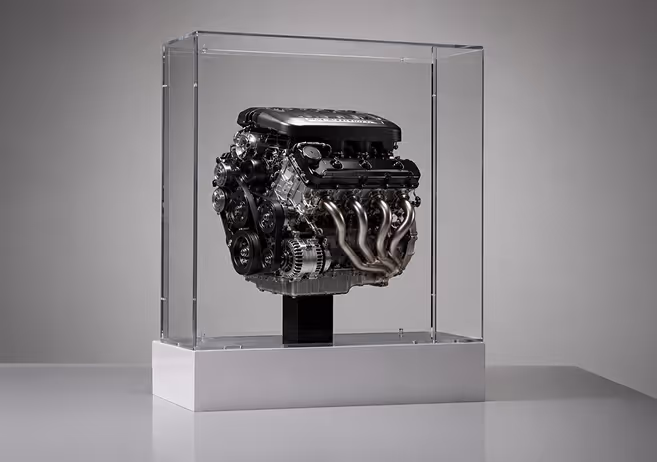 L-Shape Anamorphic Screen installed at Exhibition