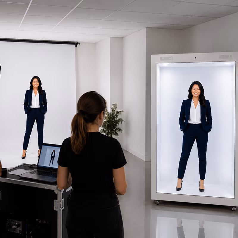 Real-time holographic telepresence on the Metaverse911 HoloBox 3D holographic display for live corporate presentations and events.