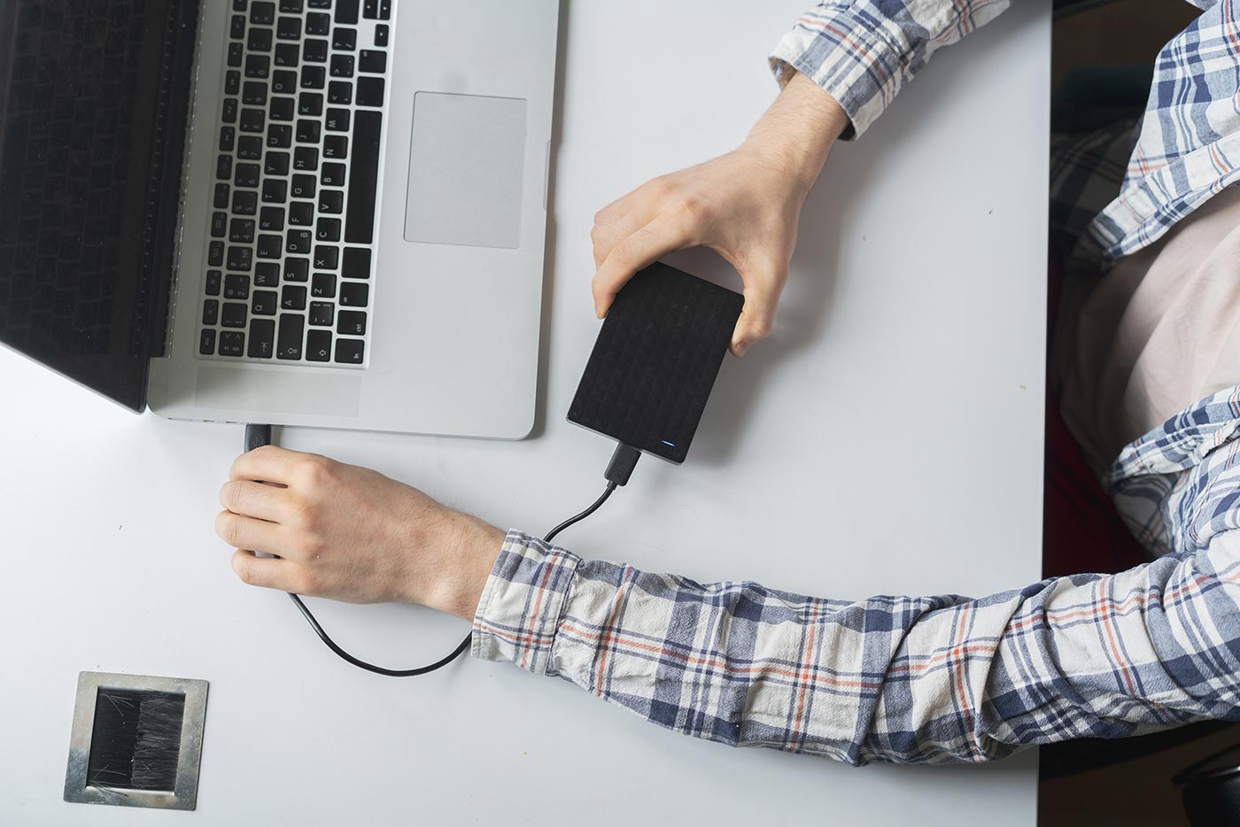 Compliq ger dig 5 tips till en bättre backup 2023