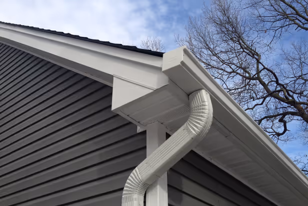 Seamles gutter section pipe