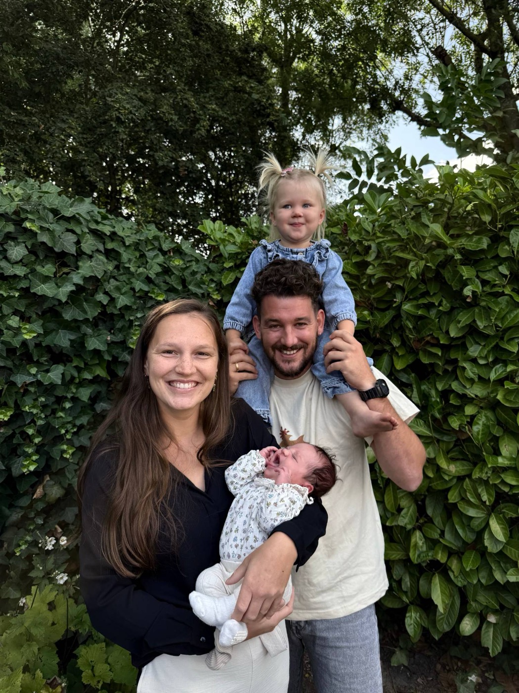 Joël, Tamara, Lois en Noa Bal